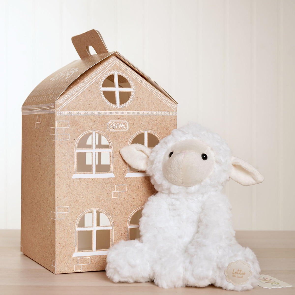 Lottie The Plush Sitting White Lamb 22 cm